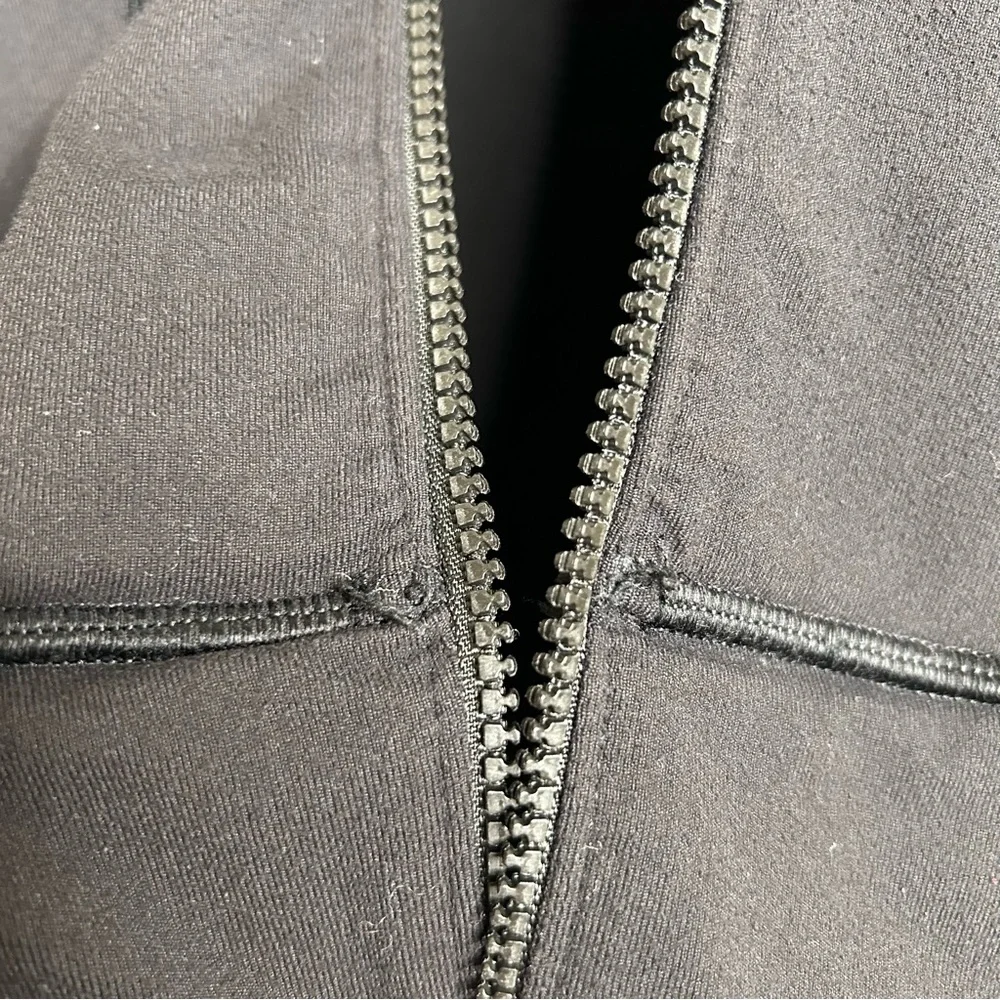 AS IS Lululemon In Stride Jacket Black 12